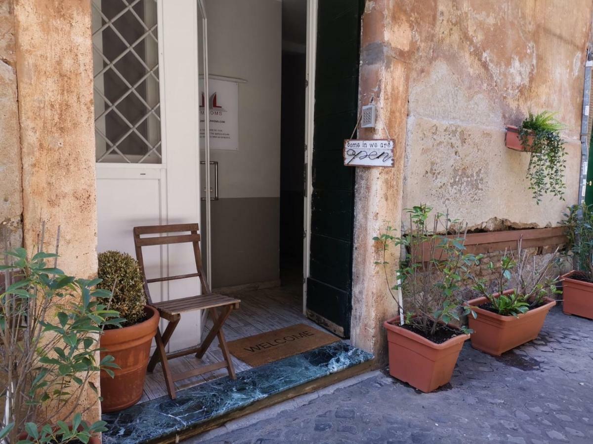 Nl Trastevere Rom Exteriör bild